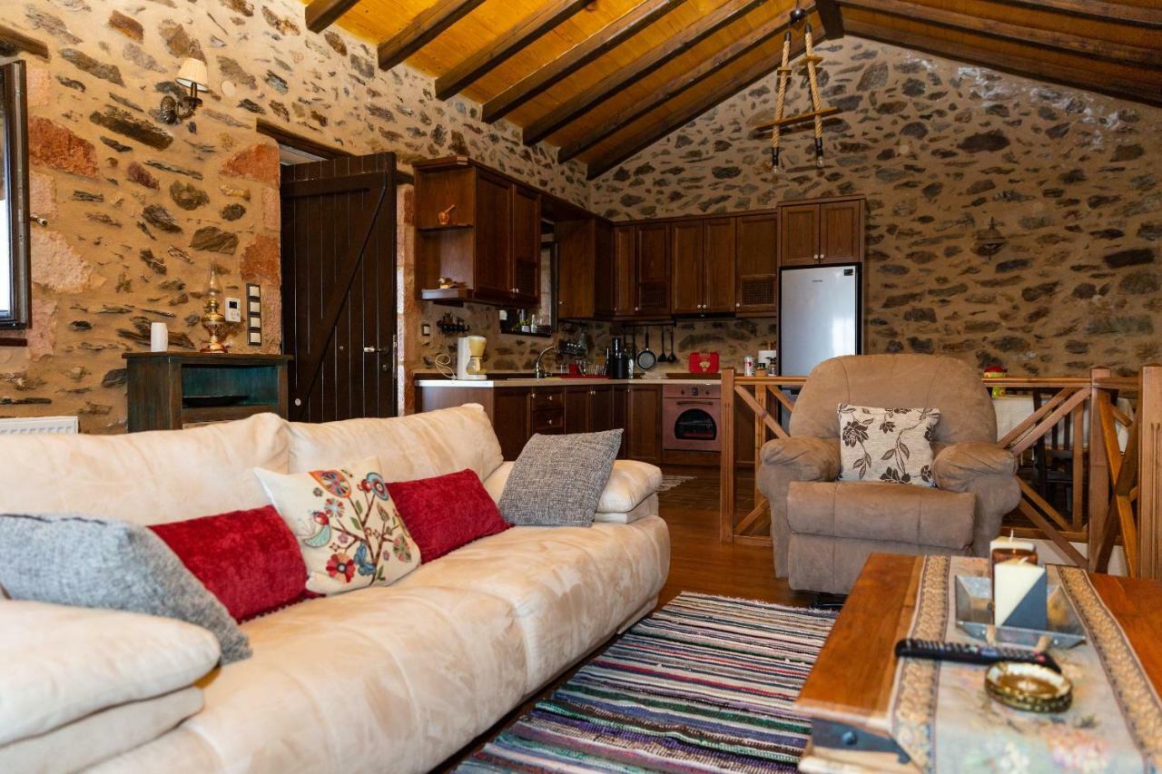 Luxury House In The Hills Guest House Sparta Luaran gambar