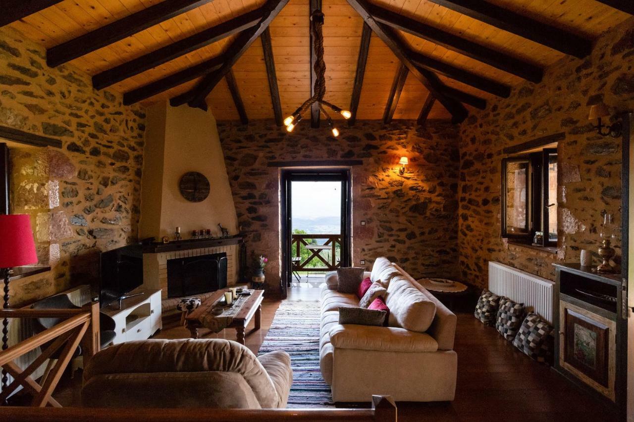 Luxury House In The Hills Guest House Sparta Luaran gambar